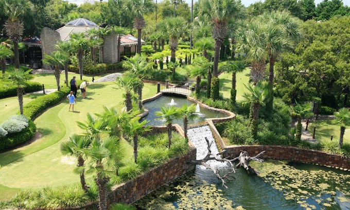 Horseshoe Bay Hotel | Horseshoe Bay Resort