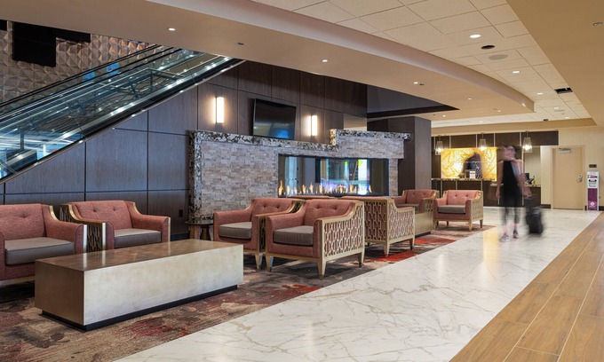 Black Hawk Hotel | Horseshoe Black Hawk