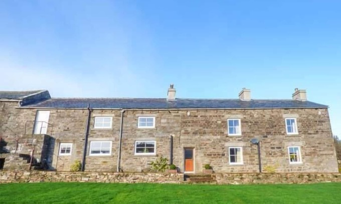 Eastgate Cabaña | Horsley Head Holidays, EASTGATE