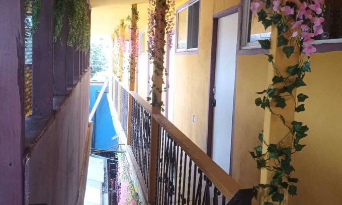 Buenos Aires Norte Hotel | HOSPEDAJE BARATO MI CASITA DE COLORES