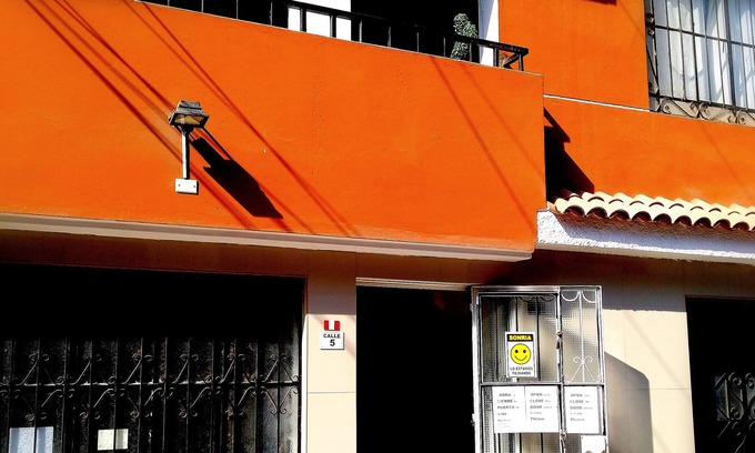 Callao Casa | HOSPEDERIA Calle 5