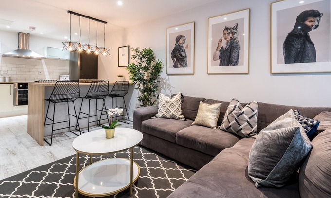 Baltic Triangle Apartamento | Host Apartments | Baltic Balcony Apt