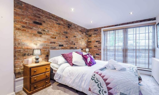 Sandbach Casa | Host & Stay | Belvedere House