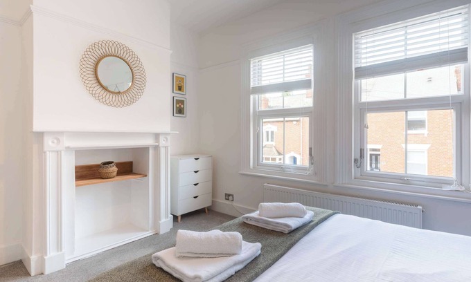 Caversham Casa | Host & Stay | Caversham Westfield House