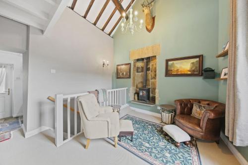 Calver Casa | Host & Stay - Foxglove Cottage