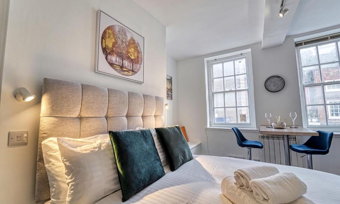 Pontrilas Apartamento | Host & Stay - Hills Apartments
