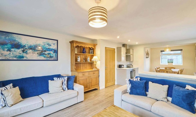 Bamburgh Casa | Host & Stay | Kittling Nook