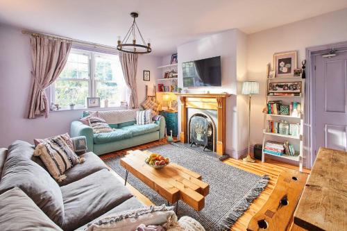 Morpeth Casa | Host & Stay - Lilac Cottage