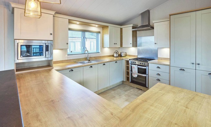Low Gate Chalet De Esquí | Host & Stay | Portland Two