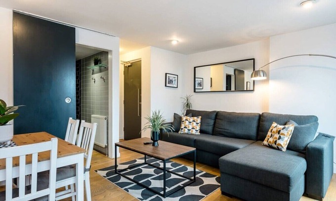 St George's Quarter Apartamento | Host & Stay | Preston's Rooftop Apt