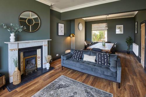 Robin Hood's Bay Casa | Host & Stay - Raven House