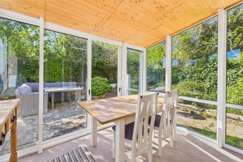 Old Bewick Casa | Host & Stay - Stonecrop Cottage