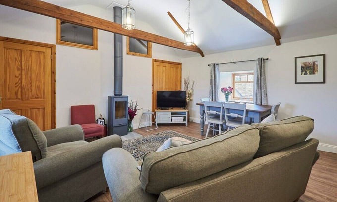 Newbrough Apartamento | Host & Stay | The Granary, Carr Edge