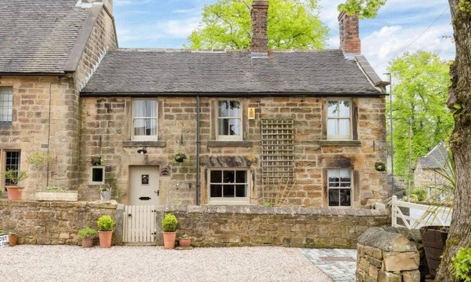 Alfreton Casa | Host & Stay | Well Farm Cottage