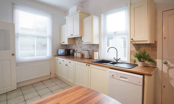 Saltburn-by-the-Sea Casa | Host Stay Windsor Cottage