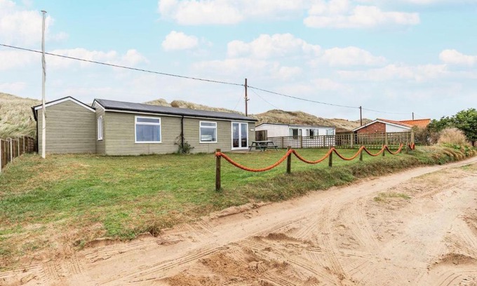 Irstead Casa | Host & Stay - Wylaway