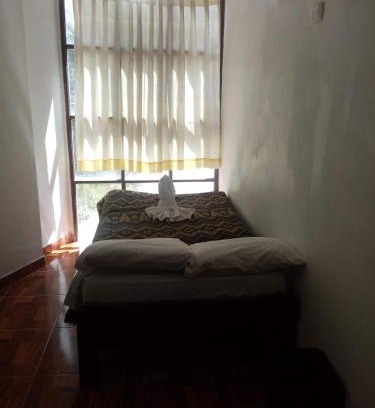 Urubamba Casa | Hostal Aylluq Wasin - Guest House-Casa de Familia