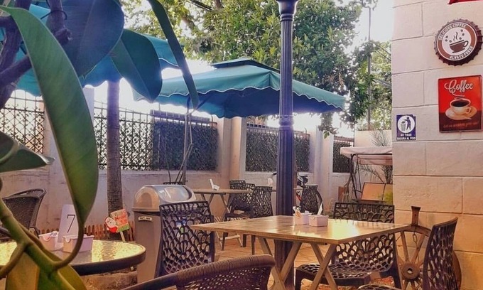 Nunoa Casa | Hostal Café Bed and breakfast
