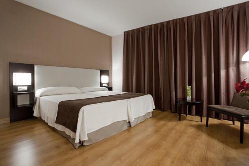 Getafe Casa | Hostal Carlos III