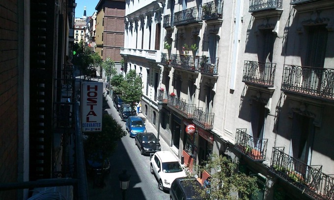 Cortes Hotel | Hostal Cervantes