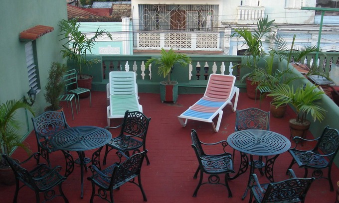 Cienfuegos Casa | Hostal Colonial de Isabel y Pepe