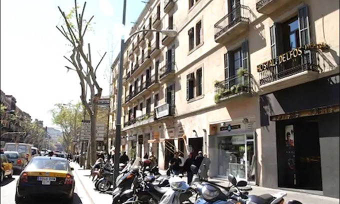 Sant Antoni Casa | Hostal Delfos