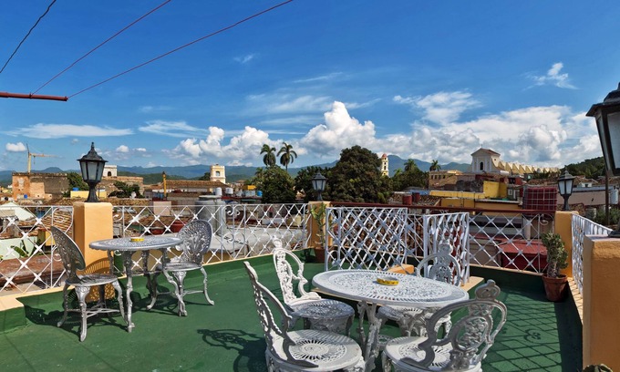 Trinidad Casa | Hostal Dr Amaro y Dra Yamira