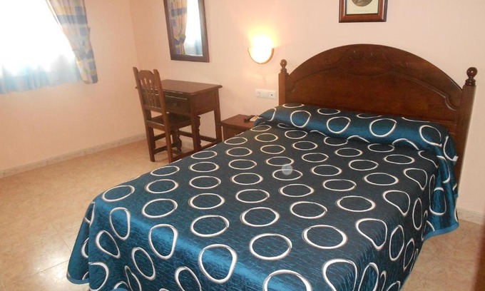 Lucena Casa | Hostal El Polígono