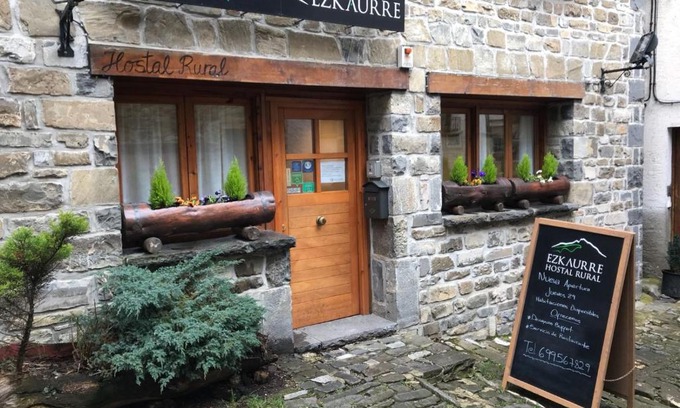 Isaba Casa | Hostal Ezkaurre