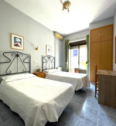 Triángulo Dorado del Arte Casa | Hostal Fernández Atocha