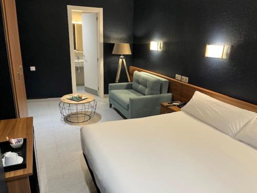 El Raval Hotel | Hostal Iznájar Barcelona