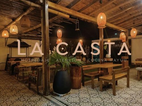 Camarones Casa | Hostal La Casta