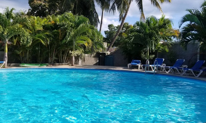 Casilda Casa | Hostal Las Palmas