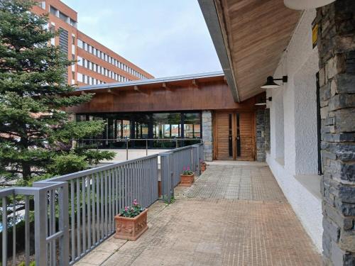 Olvega Casa | Hostal Los Infantes