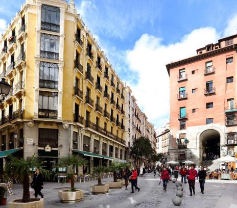 Centro Casa | Hostal Macarena
