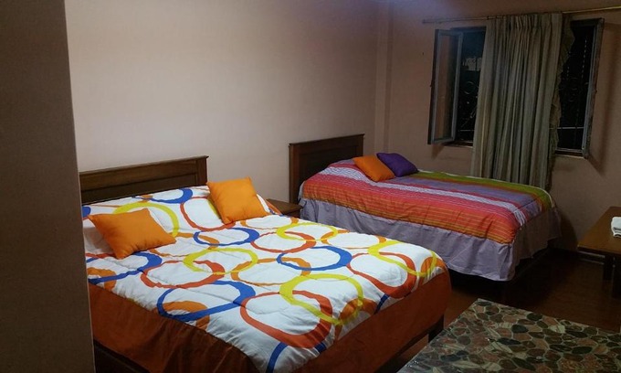 Centro histórico Casa | Hostal Montufar
