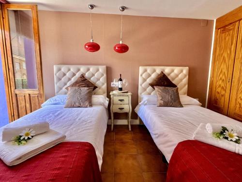 Villalba de la Sierra Casa | Hostal Nomadas by Gloove