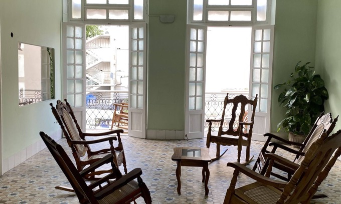Old Havana Casa | Hostal Obispo 411