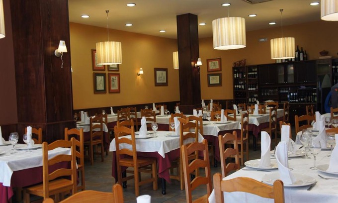 Allariz Casa | Hostal Restaurante Alarico