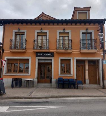 Abades Casa | Hostal Restaurante Bar Conrad