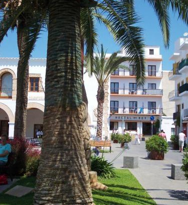 Santa Eulalia del Río Casa | Hostal Rey