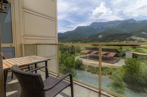 Fiscal Casa | HOSTAL RIO ARA BELLOSTA by Vivere Stays