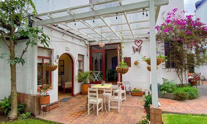 La Mariscal Cama Y Desayuno | Hostal Sakti