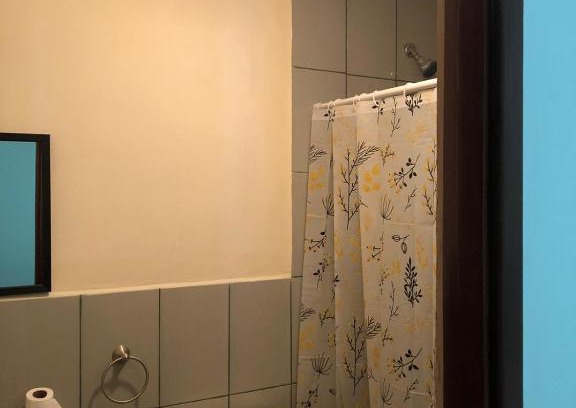 Leon Casa | Hostal Sin Fronteras