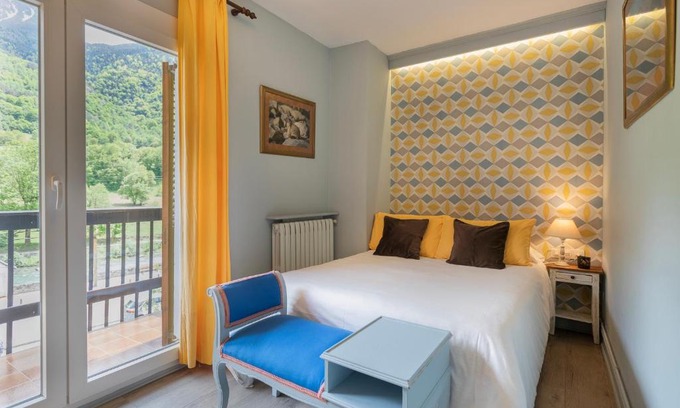 Bossost Casa | HostalTina