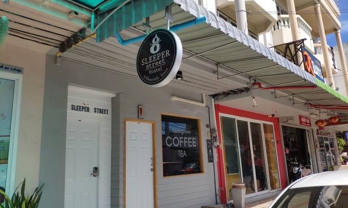 Downtown Krabi Hostal | Hostal ∙ 8 huéspedes