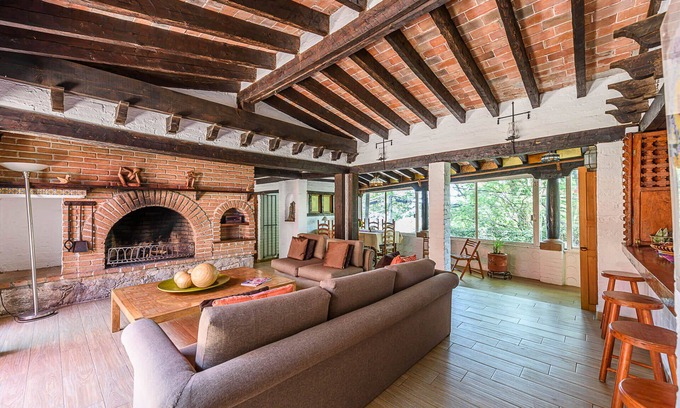 Agua Fría Apartamento | Hostal El Palomar: Cuarto en Valle de Bravo