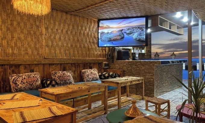 Tamrhakht Cama Y Desayuno | hostel SmiGle