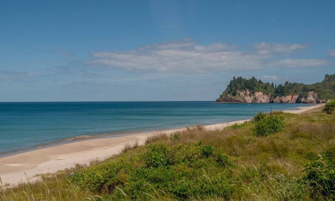 Whiritoa Casa | Hosts on the Coast Family Fun in Whiritoa