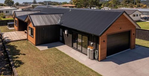Whitianga Casa | Hosts on the Coast Park Lane Hideaway